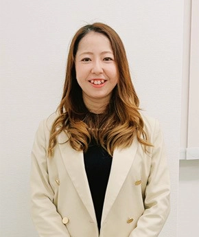 真嶋 恵美:審査員